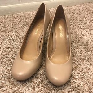 Kelly & Katie Nude Pumps